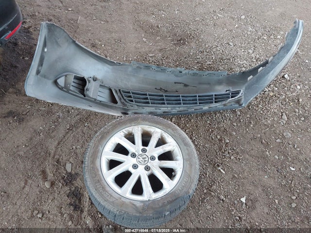 3VWD17AJ4EM361960 Volkswagen Jetta