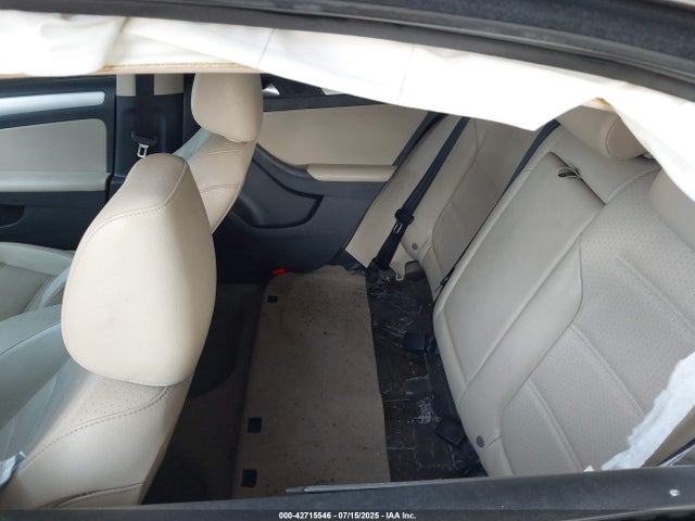 3VWD17AJ4EM361960 Volkswagen Jetta