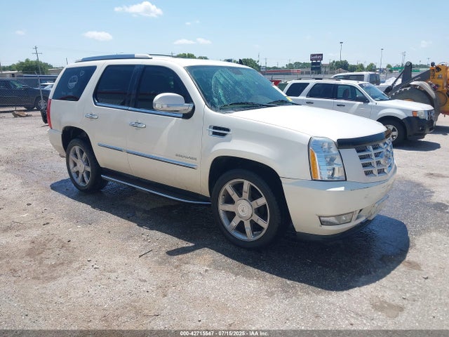 2011 CADILLAC ESCALADE 1GYS4BEF5BR260540 Photo 0