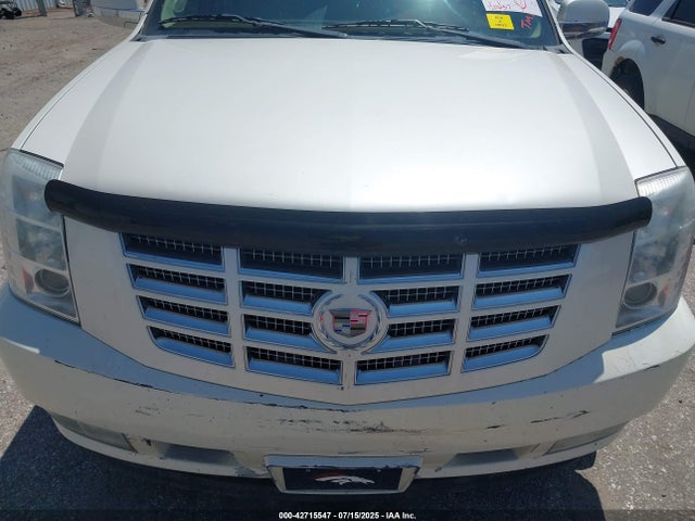 2011 CADILLAC ESCALADE 1GYS4BEF5BR260540 Photo 5