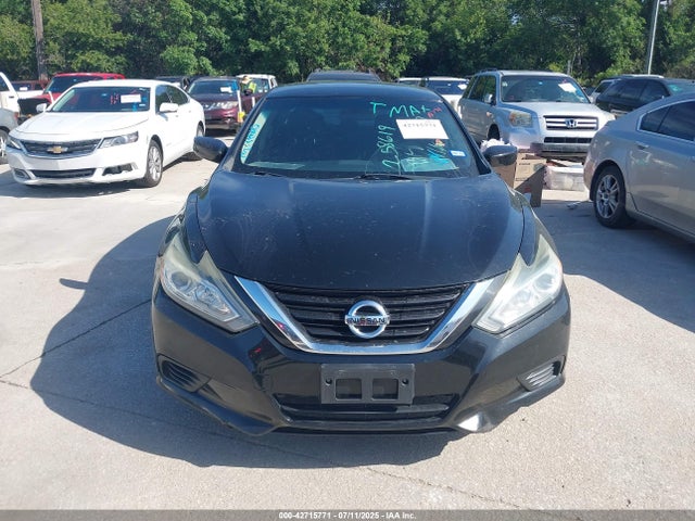 1N4AL3AP5HC258619 Nissan 2017