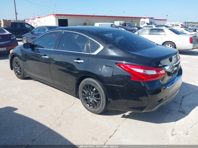 1N4AL3AP5HC258619 Nissan 2017