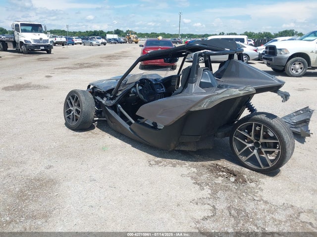 57XAASFA5G5108423 Polaris Slingshot