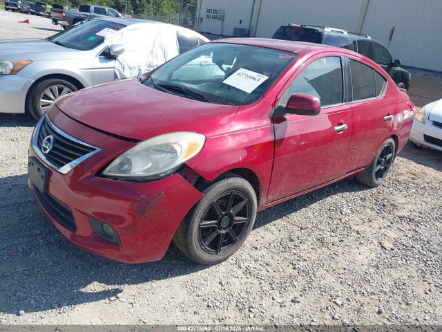 3N1CN7AP2EL832942 Nissan 2014
