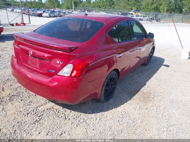 3N1CN7AP2EL832942 Nissan 2014