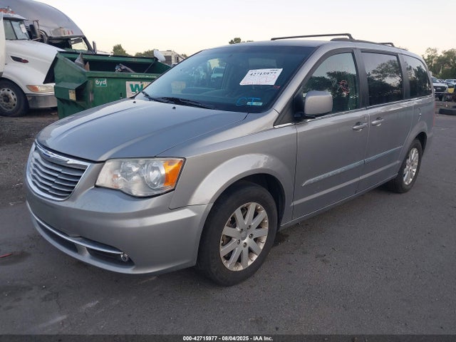 Chrysler 2016 2016 2C4RC1BG1GR292773 Image 2