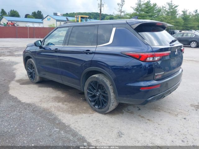 2022 MITSUBISHI OUTLANDER JA4J4UA8XNZ066458 Photo 2