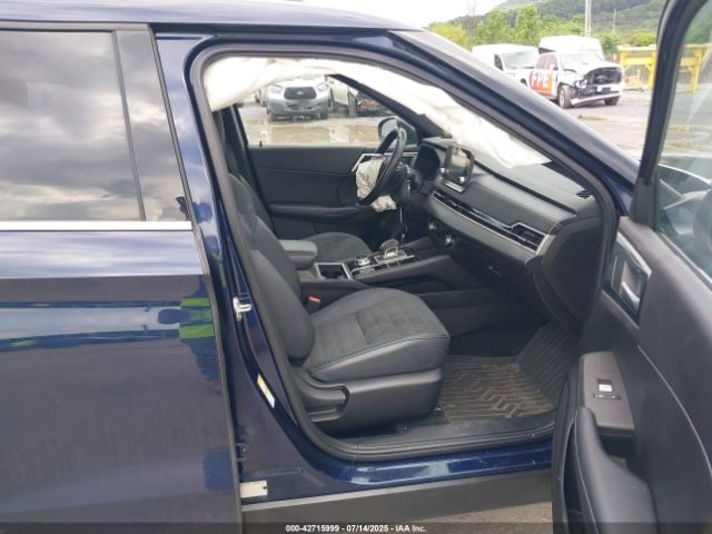 2022 MITSUBISHI OUTLANDER JA4J4UA8XNZ066458 Photo 4