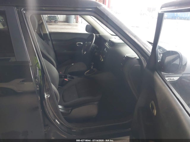 Продажа на аукционе авто 2016 Kia Soul, vin: KNDJN2A2XG7256875, номер лота: 42716044