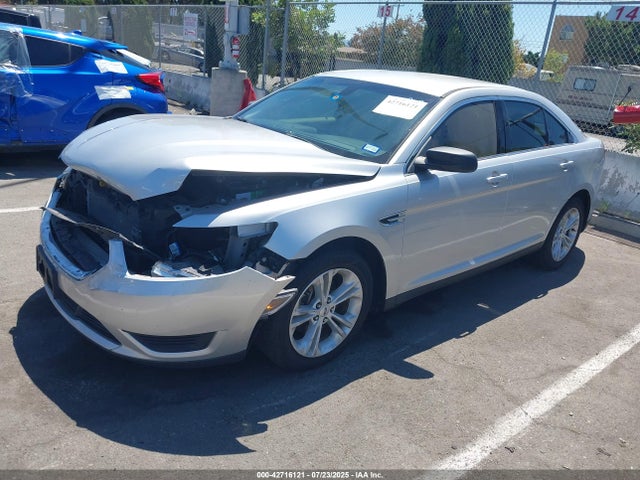 Ford 2015 2015 1FAHP2D8XFG172830 Image 2