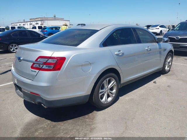 Ford 2015 2015 1FAHP2D8XFG172830 Image 4