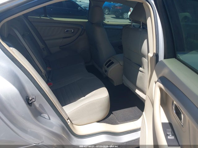 Ford 2015 2015 1FAHP2D8XFG172830 Image 8
