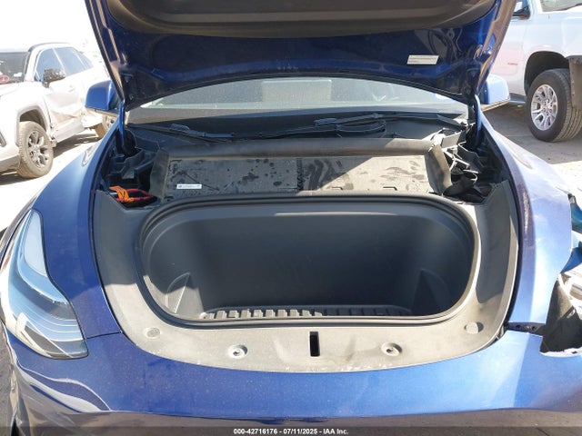 2023 TESLA MODEL Y 7SAYGDEE7PA056121 Photo 9