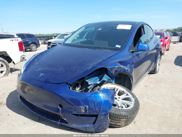 2023 TESLA MODEL Y 7SAYGDEE7PA056121 Photo 1