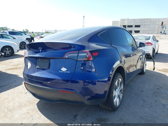 2023 TESLA MODEL Y 7SAYGDEE7PA056121 Photo 3