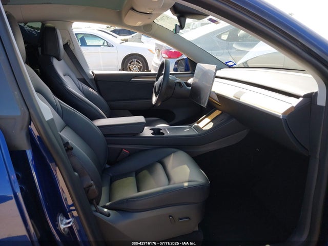 2023 TESLA MODEL Y 7SAYGDEE7PA056121 Photo 4
