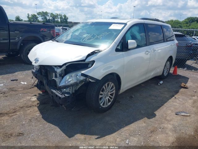 2015 TOYOTA SIENNA 5TDYK3DC5FS623932 Photo 1