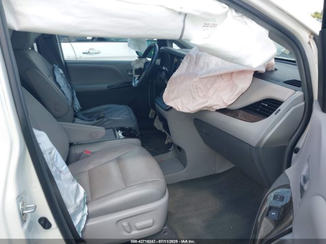 2015 TOYOTA SIENNA 5TDYK3DC5FS623932 Photo 4