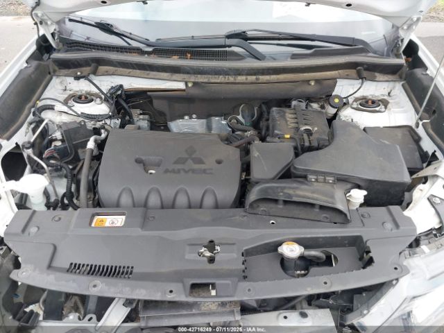 2020 MITSUBISHI OUTLANDER JA4AD3A3XLZ040745 Photo 9