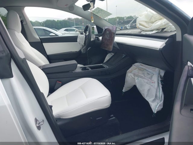 2022 TESLA MODEL Y 7SAYGDEE6NF313690 Photo 4