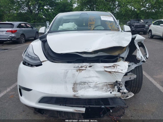 2022 TESLA MODEL Y 7SAYGDEE6NF313690 Photo 5