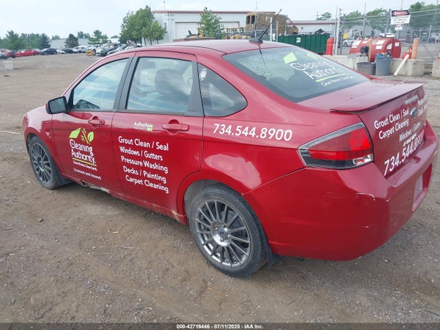 2010 FORD FOCUS 1FAHP3GN2AW153615 Photo 2