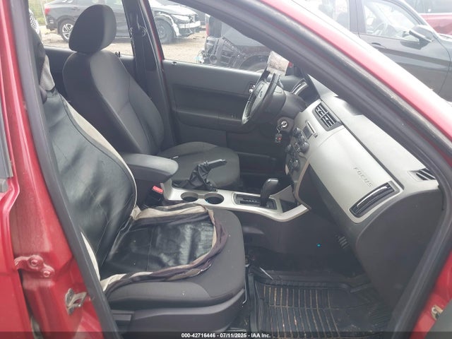 2010 FORD FOCUS 1FAHP3GN2AW153615 Photo 4