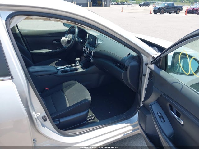 3N1AB8CV4MY294585 Nissan Sentra