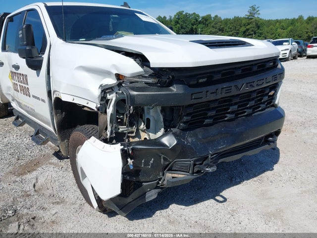 1GB1YLEYXLF329503 Chevrolet Silverado K2500 Heavy Duty