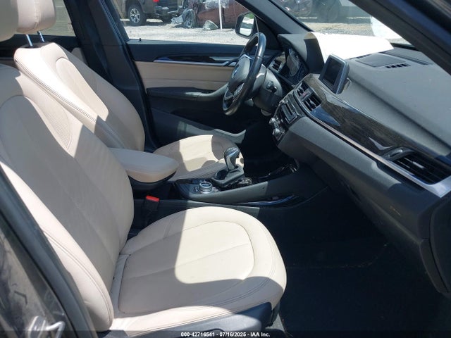 WBXHT3Z35G4A49535 BMW 2016