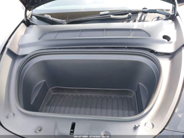 2022 TESLA MODEL Y 7SAYGDEF2NF466446 Photo 9