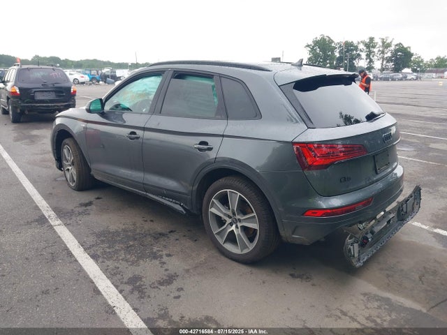 2025 AUDI Q5 WA1GAAFY7S2053682 Photo 2