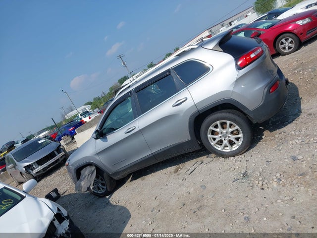 Jeep Cherokee Latitude 2015 1C4PJLCB5FW602800 Image 2