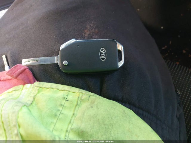 3KPF24AD9ME382720 KIA mpi nu