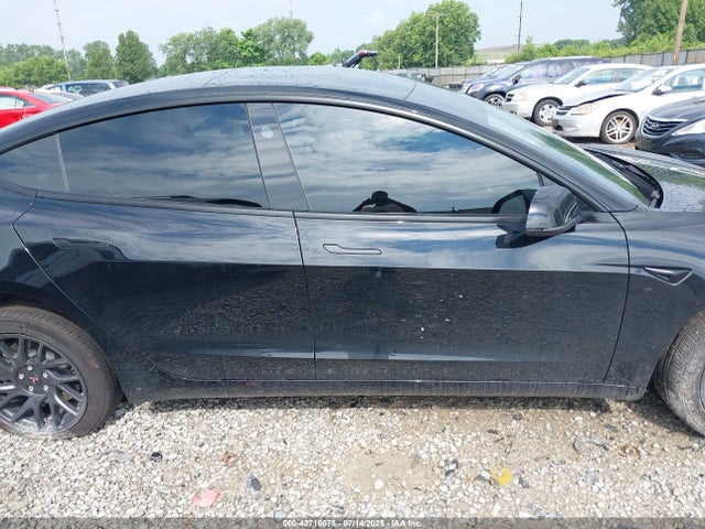 Tesla 2025 2025 5YJ3E1EA7SF893732 Image 12