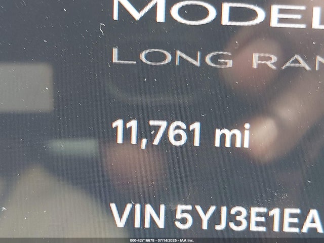 Tesla 2025 2025 5YJ3E1EA7SF893732 Image 14