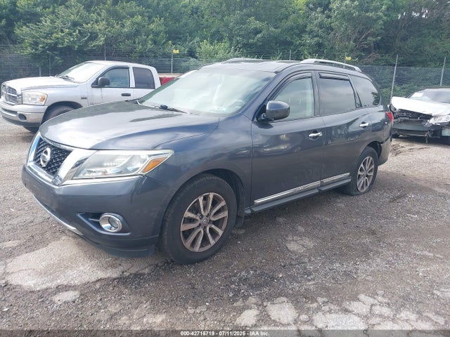 Nissan 2014 2014 5N1AR2MM6EC650715 Image 2