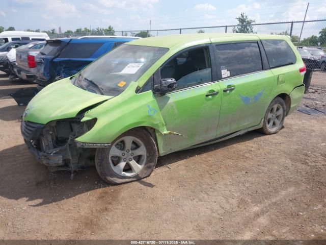 2014 TOYOTA SIENNA 5TDZK3DC6ES490746 Photo 1