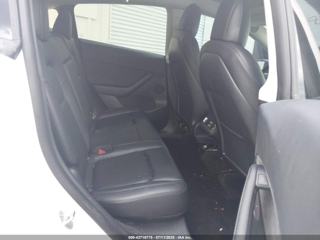 7SAYGDEE6NF364669 Tesla 2022