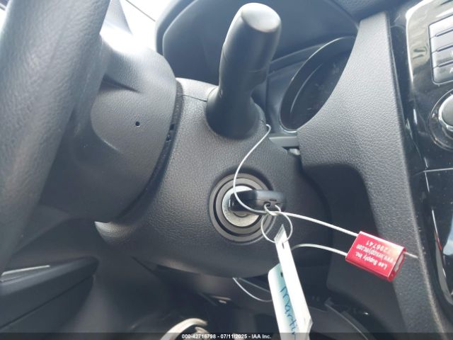 2018 NISSAN ROGUE 5N1AT2MT5JC826995 Photo 10