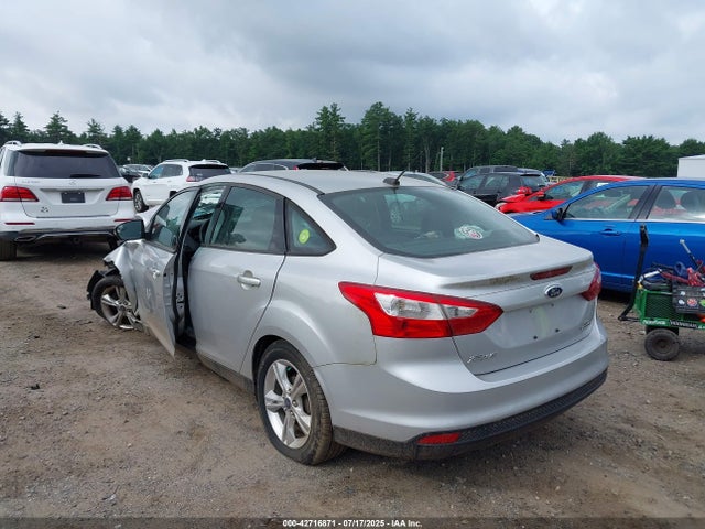 Ford 2014 2014 1FADP3F20EL149673 Image 3