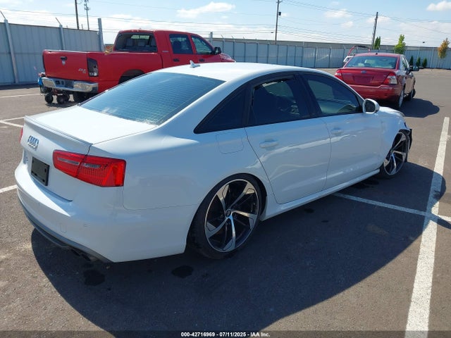 WAUF2AFC4EN055957 Audi S6