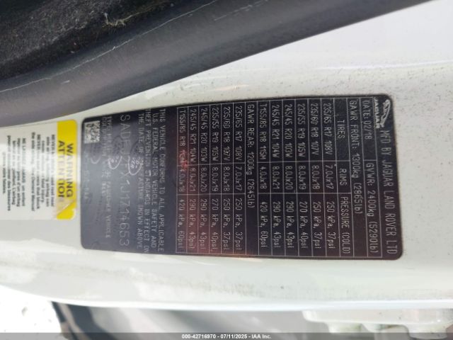 2018 JAGUAR E-PACE SADFJ2FX1J1Z14653 Photo 8