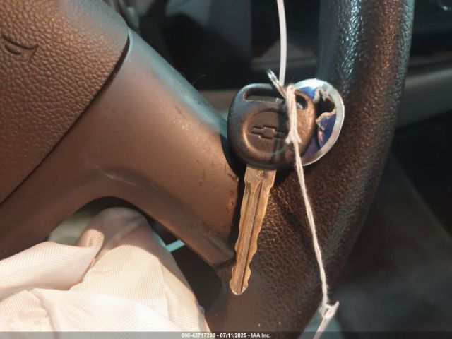 2011 CHEVROLET SILVERADO 1500 1GCRKREA8BZ268901 Photo 10