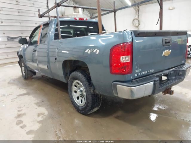 2011 CHEVROLET SILVERADO 1500 1GCRKREA8BZ268901 Photo 2