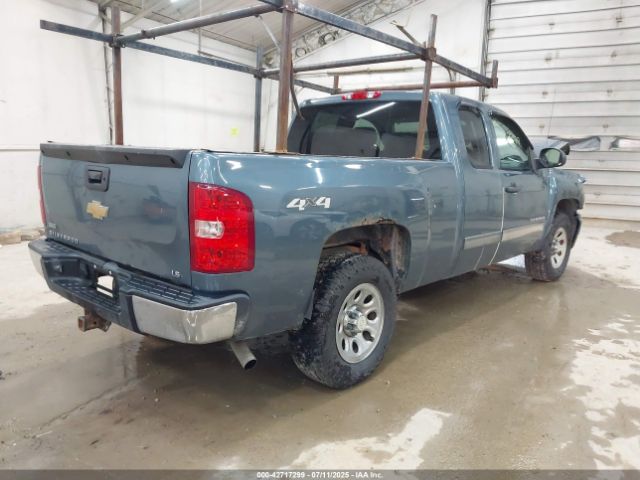 2011 CHEVROLET SILVERADO 1500 1GCRKREA8BZ268901 Photo 3