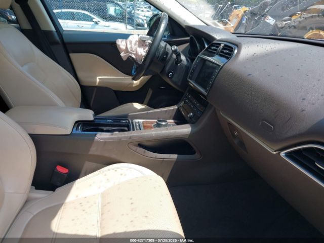 2018 JAGUAR F-PACE SADCK2FX2JA249777 Photo 4