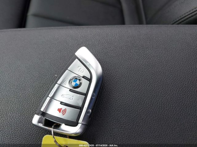 2021 BMW 330I 3MW5R1J04M8B69253 Photo 10