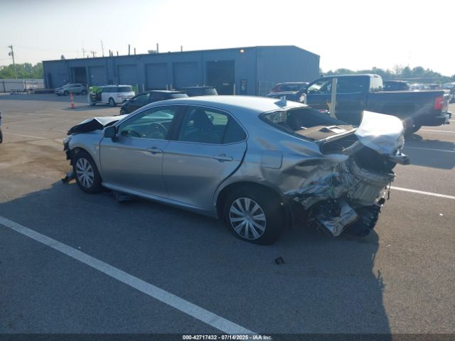 2021 TOYOTA CAMRY 4T1C31AK2MU022666 Photo 2