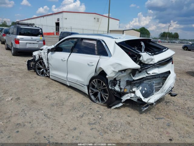 2024 AUDI Q8 WA1CVBF1XRD018094 Photo 2